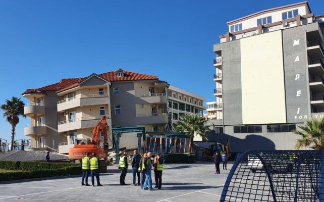 Tronditet turizmi ne Durres- Operatoret: Anulime te prenotimeve per fundvitin